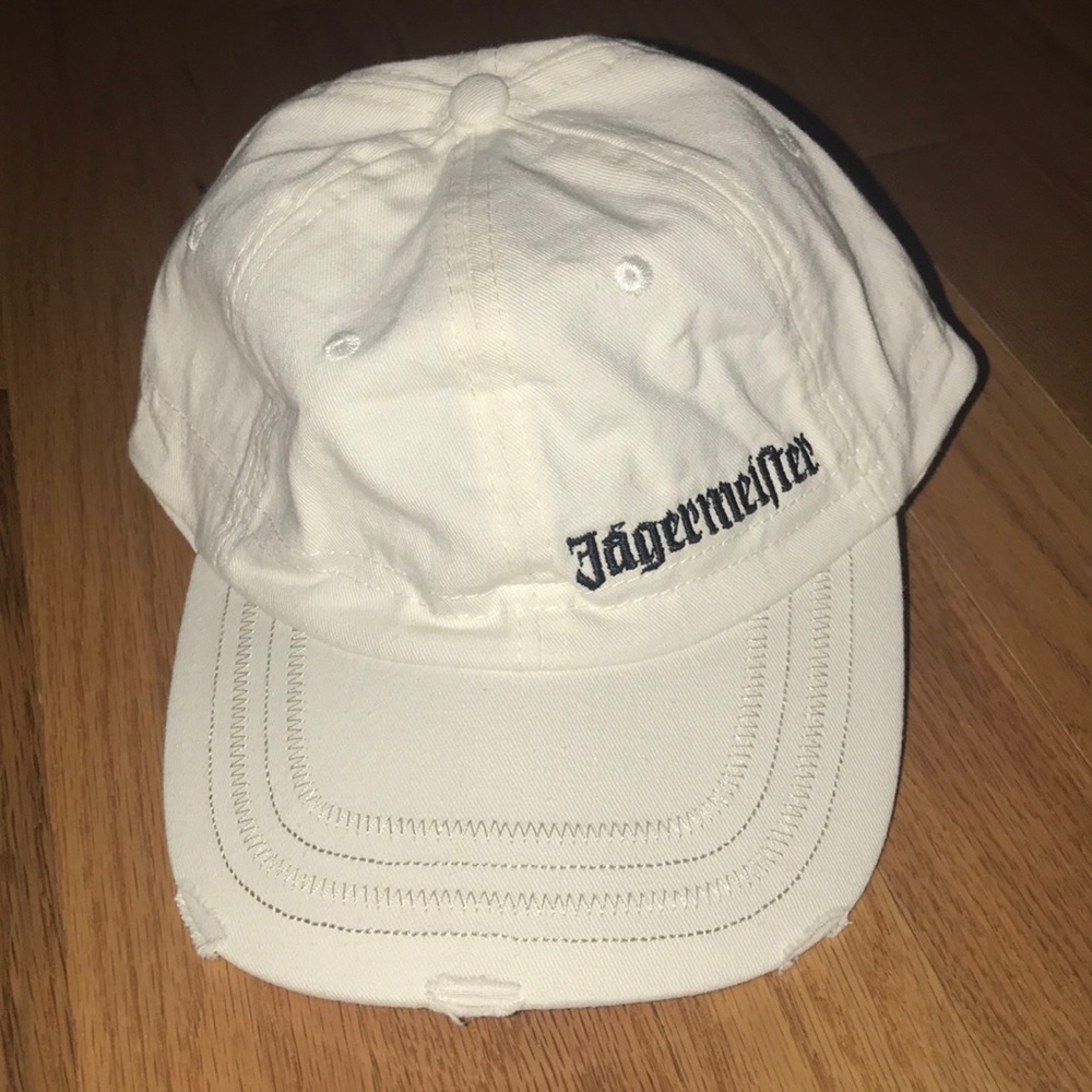 Jagermeister White Hat